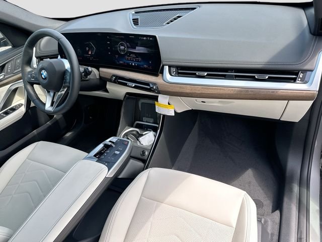 New 2026 Silver BMW xDrive28i image 21
