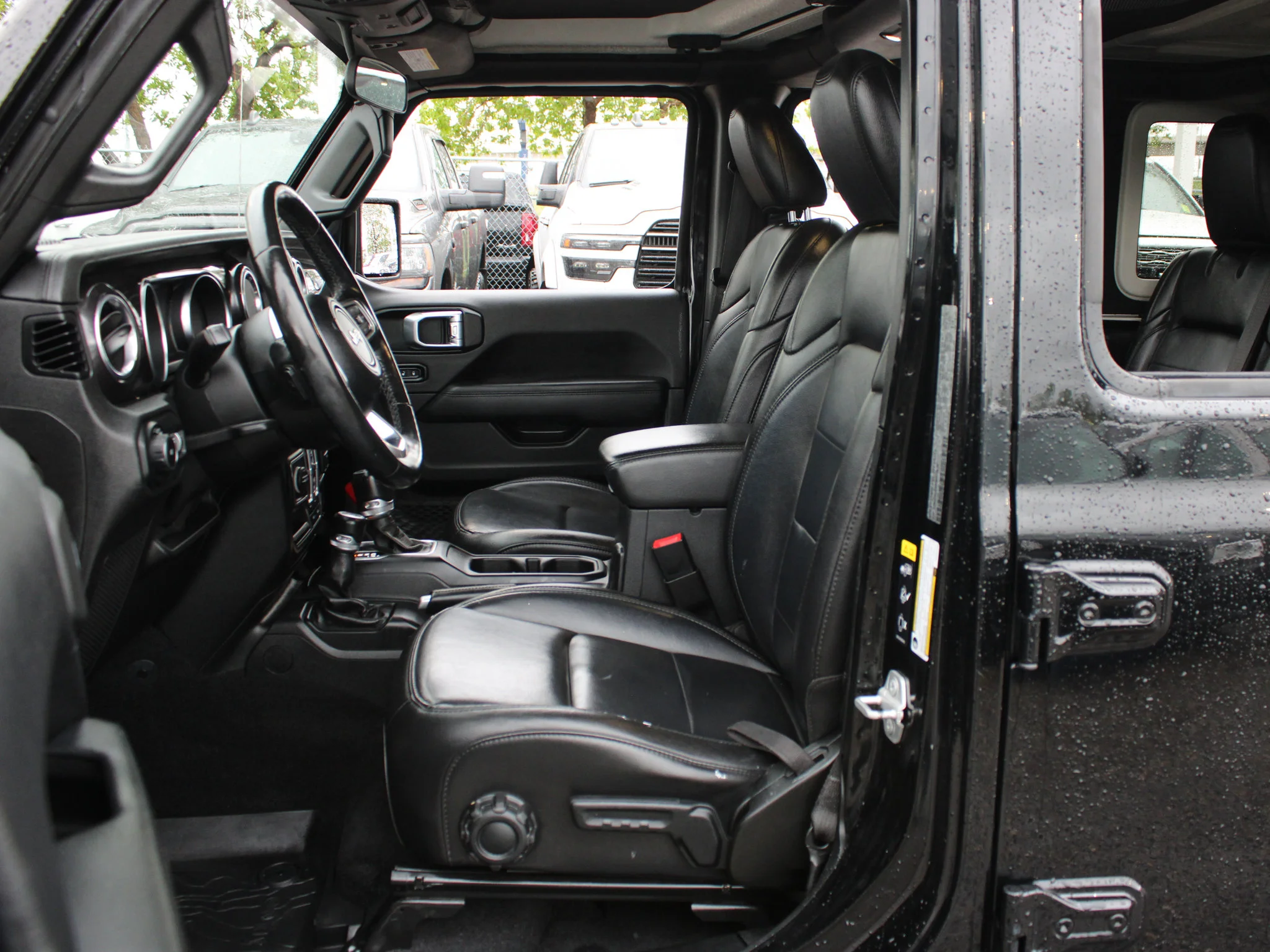 Certified Used 2021 Black Jeep Unlimited Altitude * No Accidents | V6 | Heated Seats | Trailer Tow | Remote Start | Leather image 3