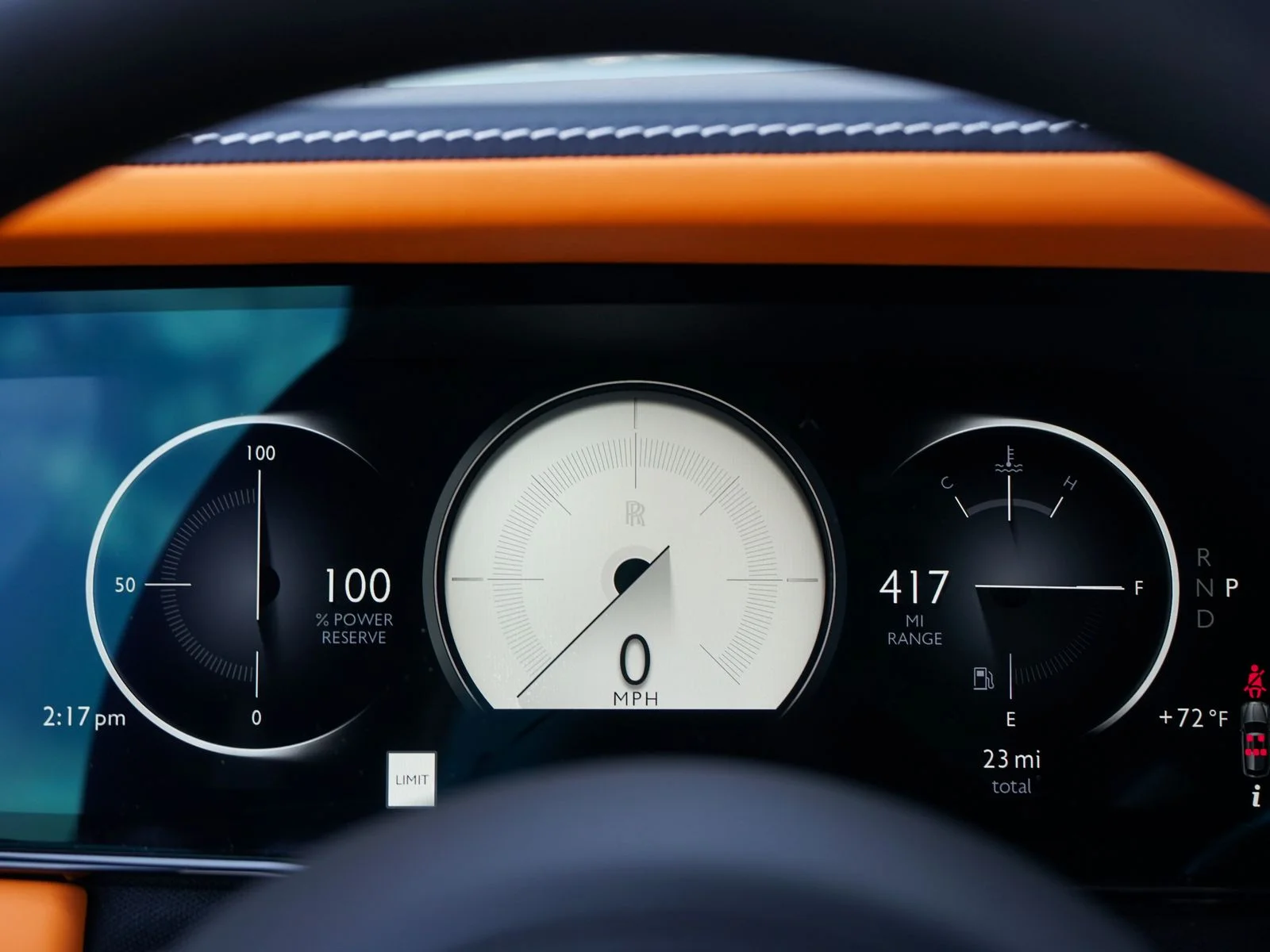 New 2026 Arctic White Rolls-Royce  image 13