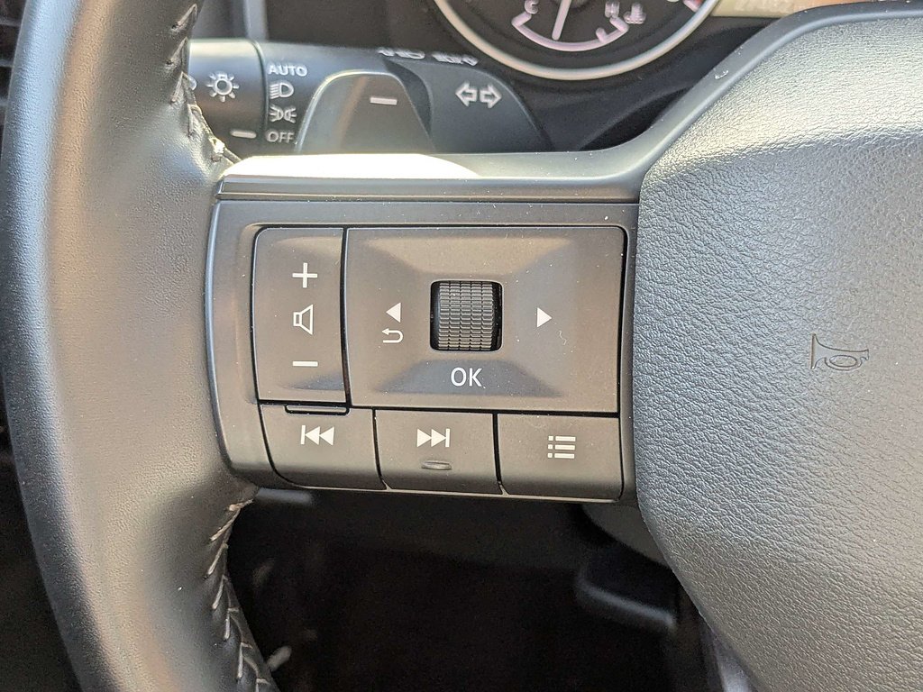 2025 Nissan Rogue SV - Photo 28