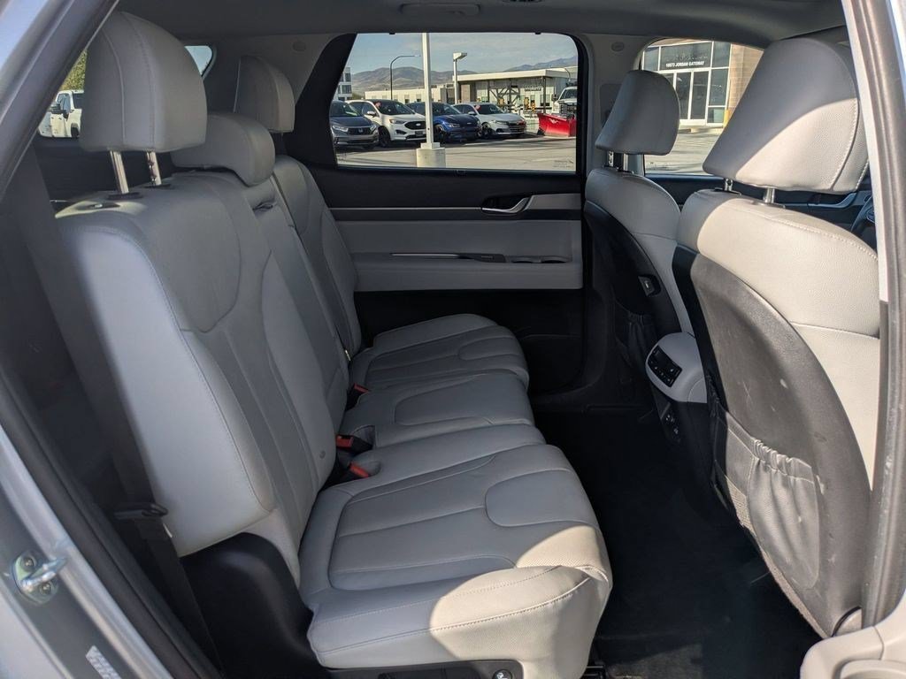 Used 2020  Hyundai SEL image 27