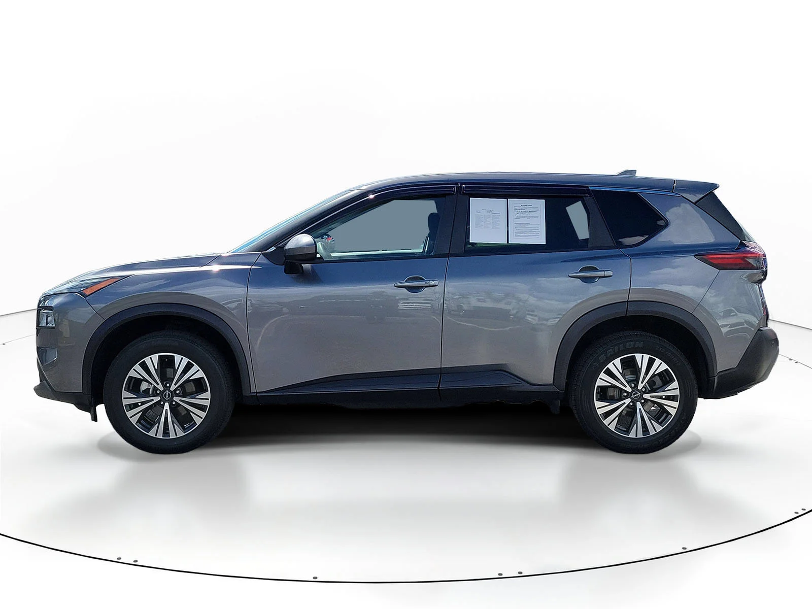 Used 2023 Gun Metallic Nissan SV image 4