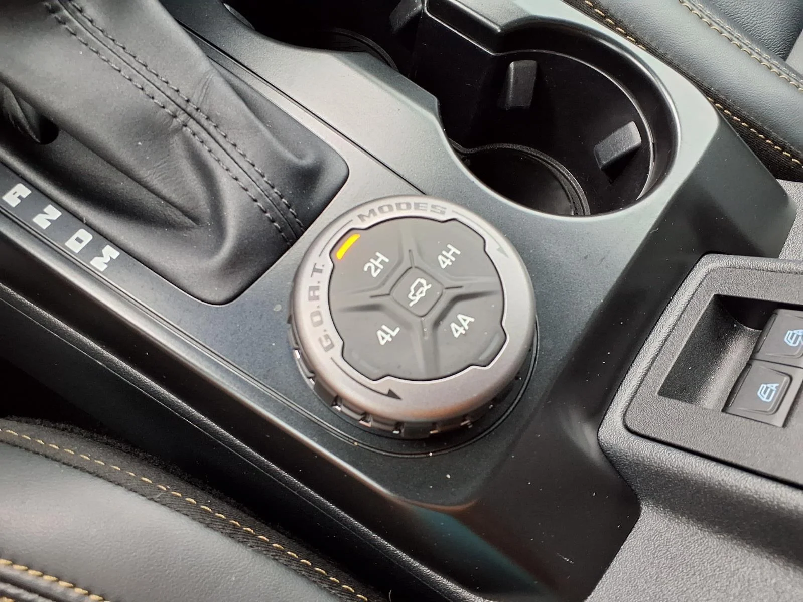 Used 2025 Carbonized Gray Metallic Ford Badlands image 7