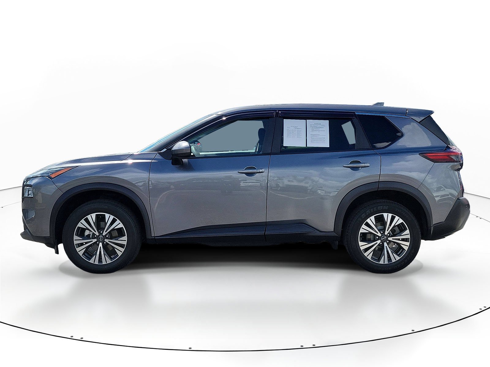 Used 2023 Gun Metallic Nissan SV image 4