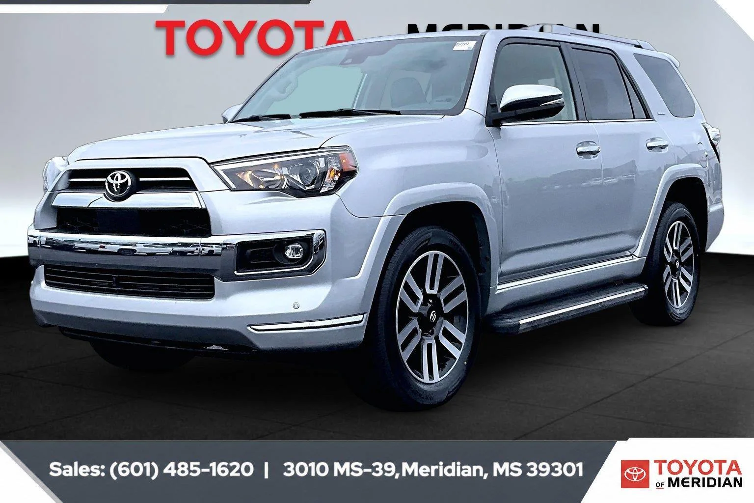 Used 2022 Classic Silver Metallic Toyota Limited image 10