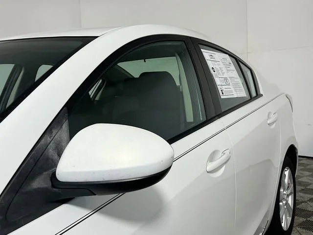 Used 2011 Crystal White Pearl Mica Mazda i Touring image 10