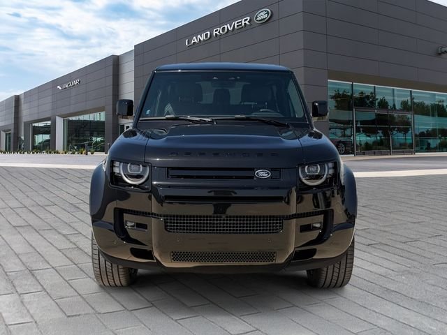 New 2026 Santorini Black Land Rover V8 image 8