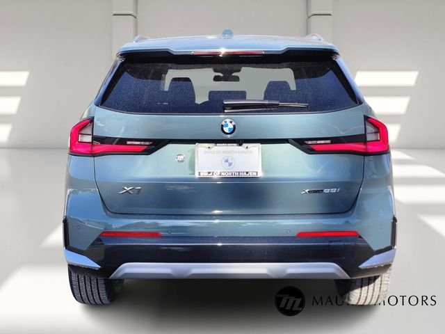 New 2026 Green BMW xDrive28i image 4