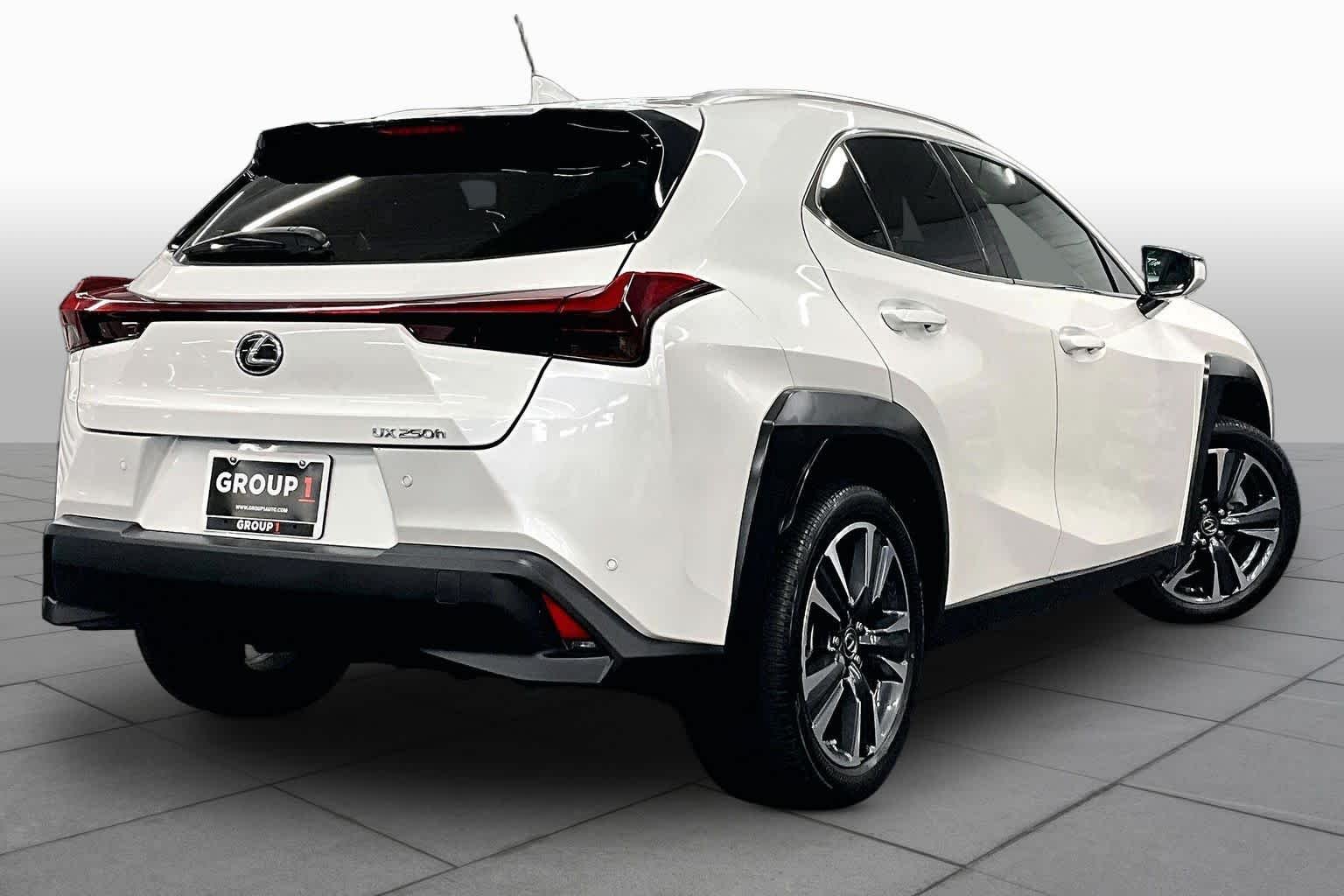 Certified Used 2024 Eminent White Pearl Lexus  image 13