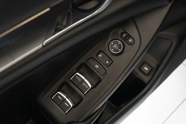 Used 2022 Gray Honda Sport image 4