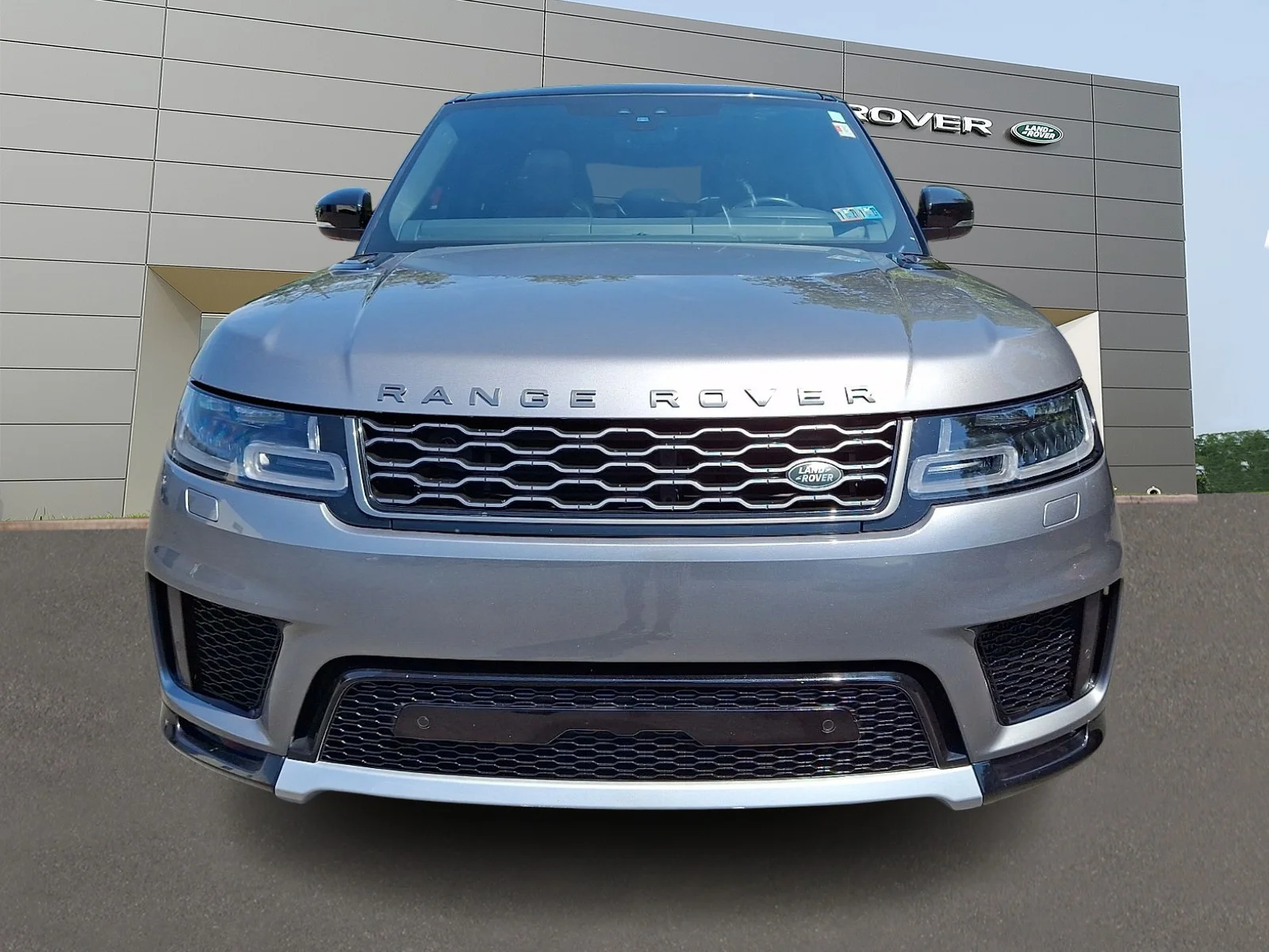 Certified Used 2022 Eiger Grey Metallic - 1DF Land Rover HSE Silver Edition MHEV image 8