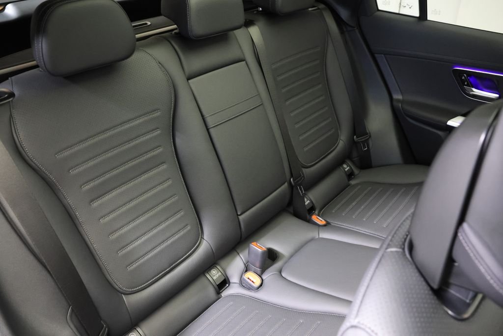 Used 2026 Black Mercedes-Benz GLC 300 image 52