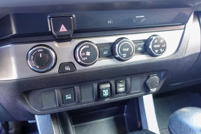 Certified Used 2019 Silver Toyota SR5 image 22