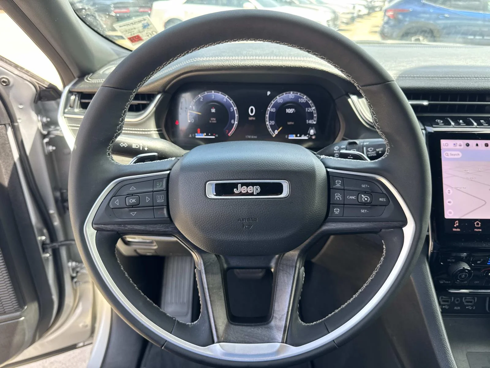 Used 2024 Silver Zynith Jeep Limited image 22