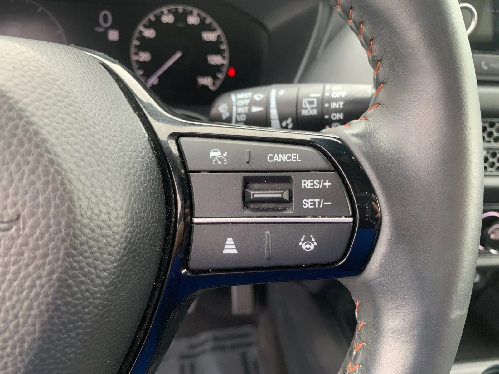 Used 2024  Honda Sport image 28
