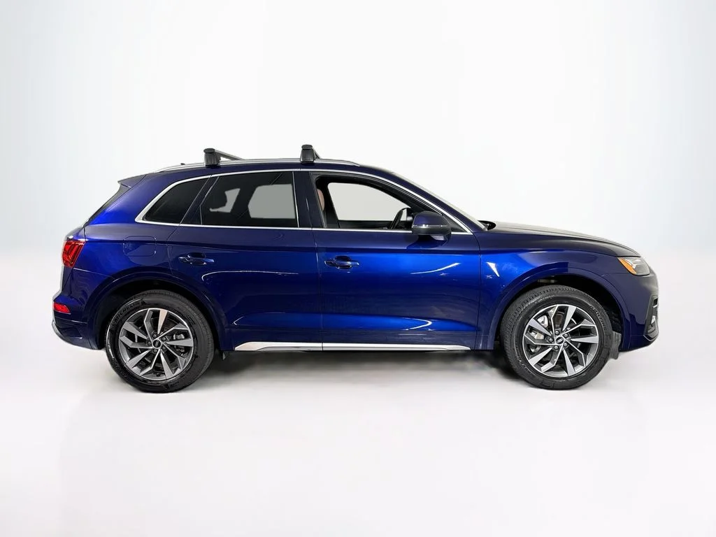 Used 2021 Navarra Blue Metallic Audi 45 Premium Plus image 6
