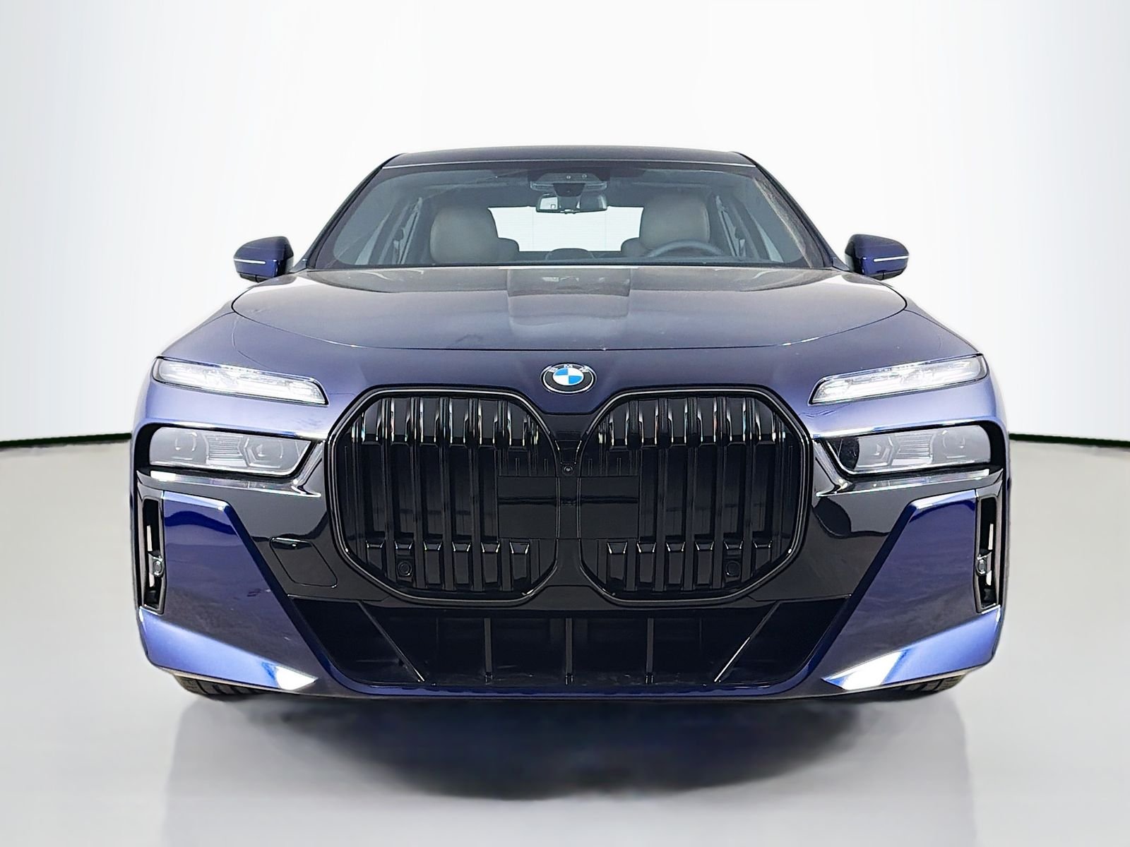 New 2026 BMW 7 Series 760i xDrive 4D Sedan in Thousand Oaks