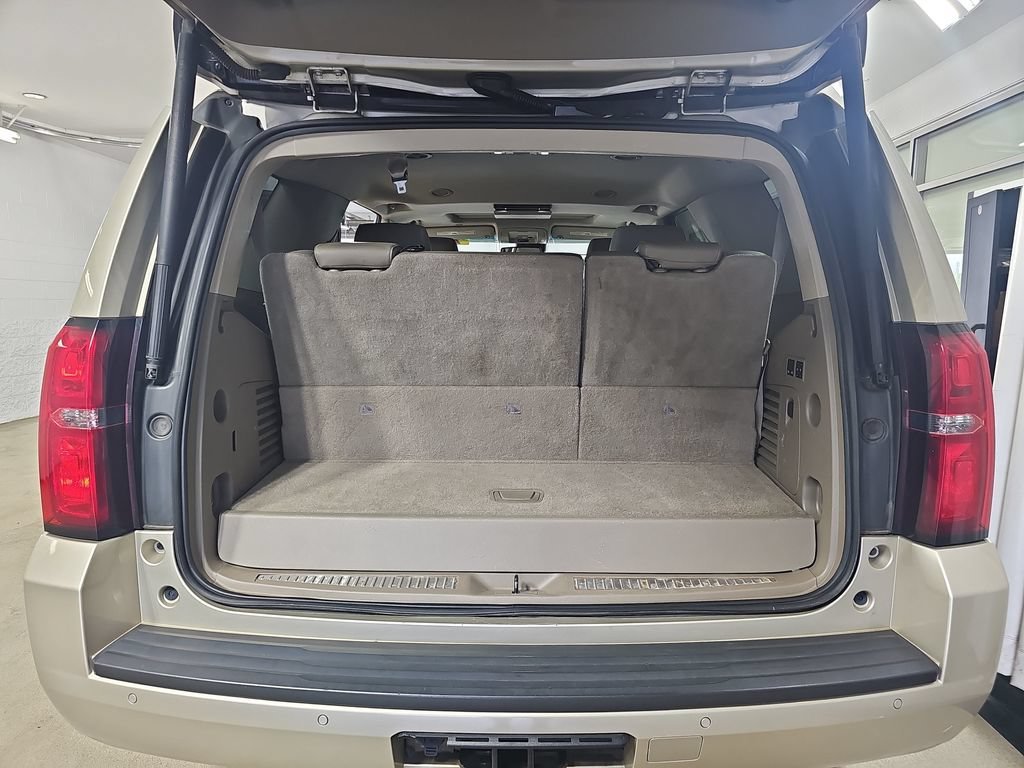 Used 2015 CHAMPAGNE SILVER METALLIC Chevrolet LT image 17