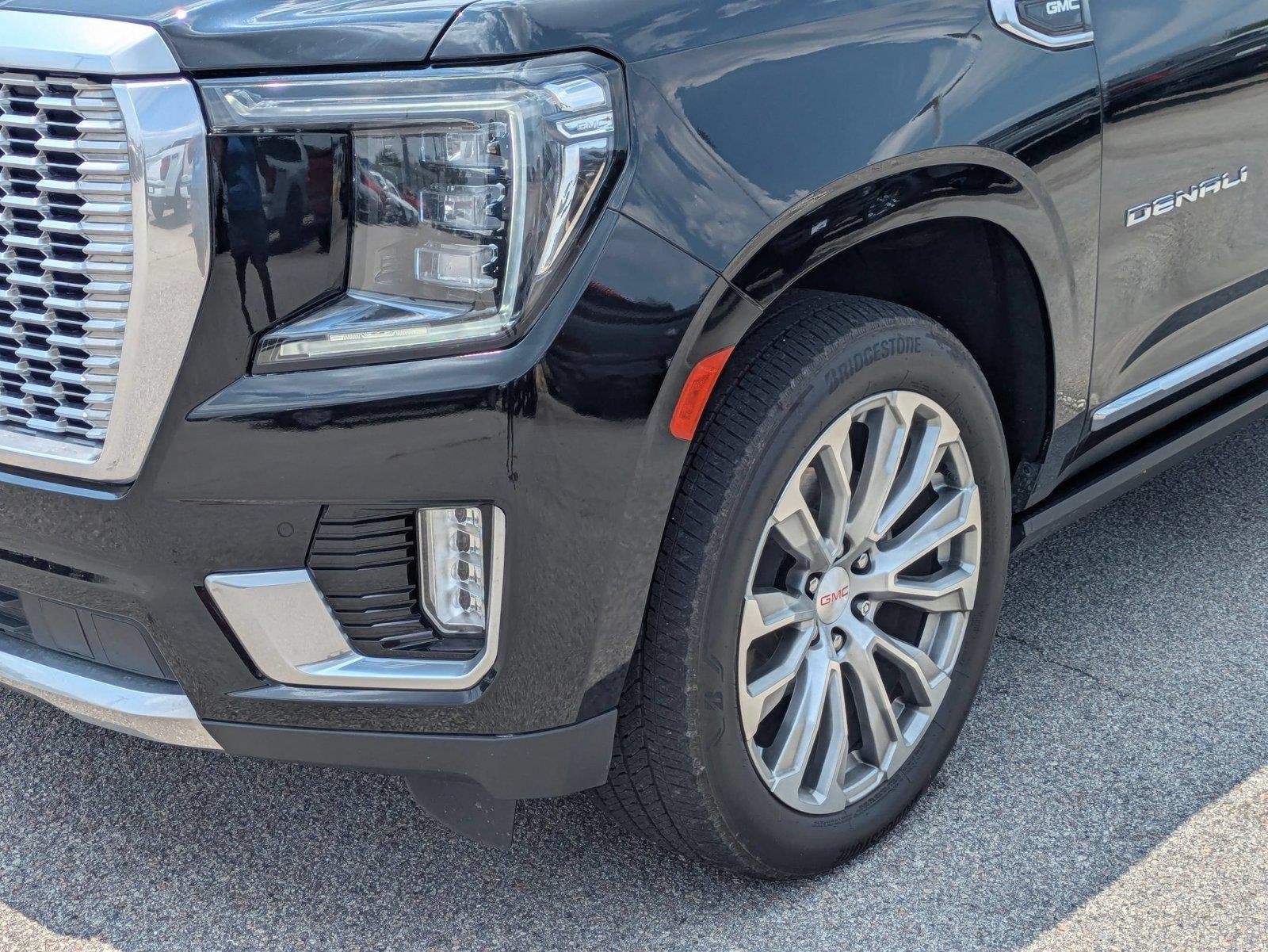 Used 2022 Onyx Black GMC Denali image 9