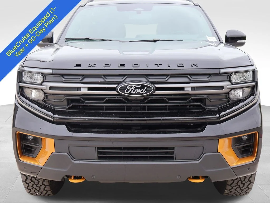 New 2026 Agate Black Metallic Ford Tremor® image 7