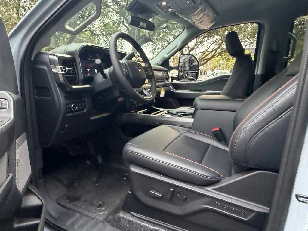 New 2027 Glacier Gray Metallic Tri-Coat Ford F-250® Lariat® image 13