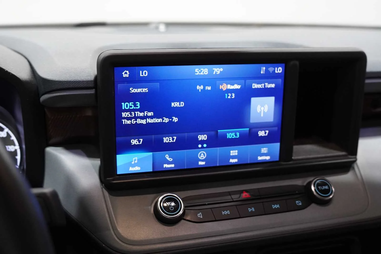Used 2023 Carbonized Gray Metallic Ford Lariat image 16