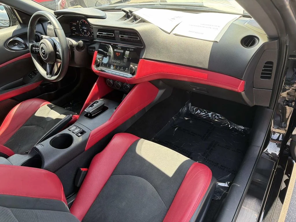 Used 2025 Black Diamond Pearl Nissan Performance image 22