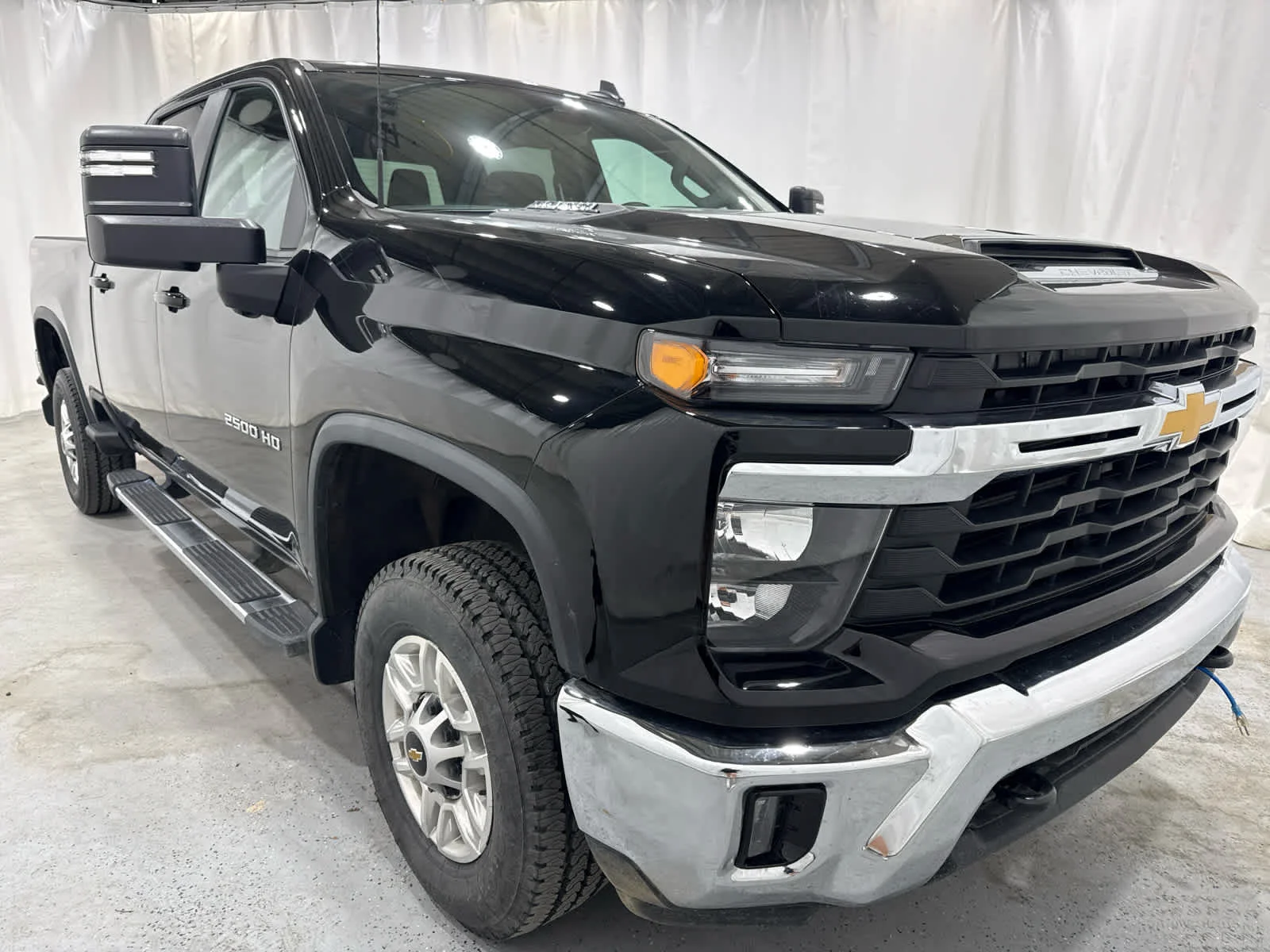 Used 2026 Black Chevrolet LT image 7