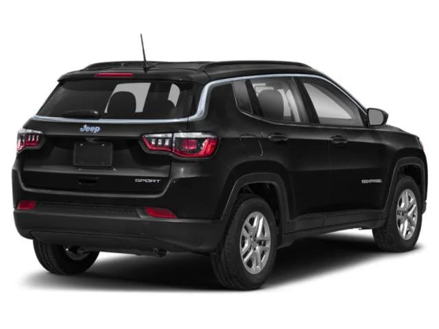 Used 2020 Silver Jeep Latitude image 5