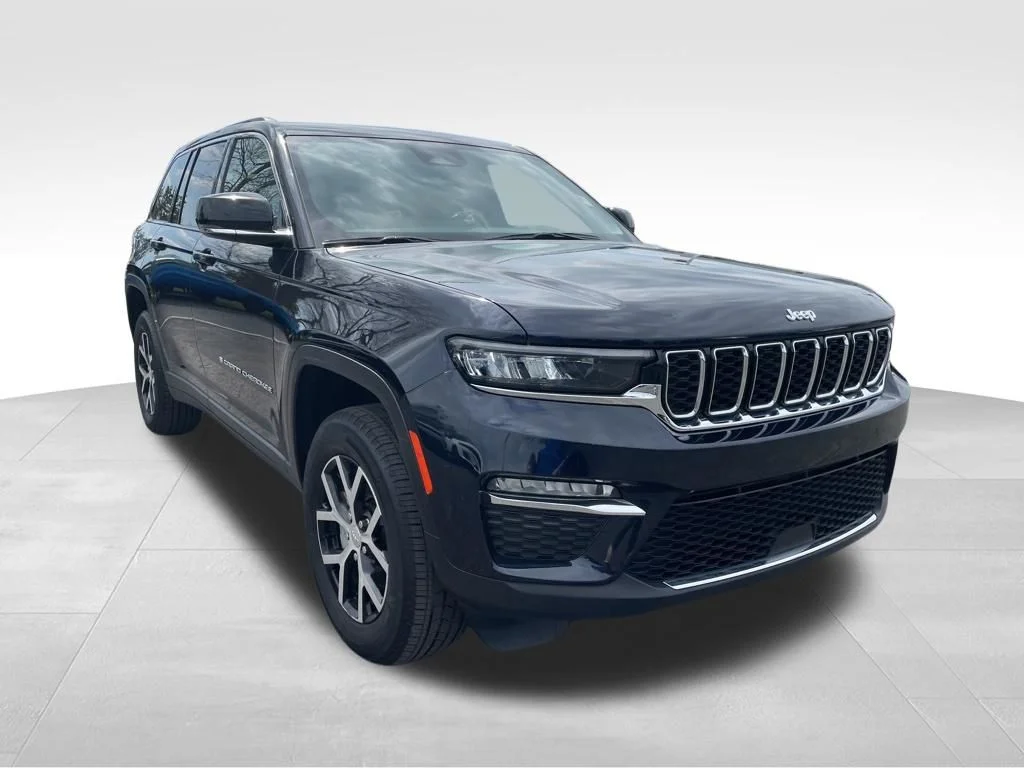 Used 2024 Black Jeep Limited image 7