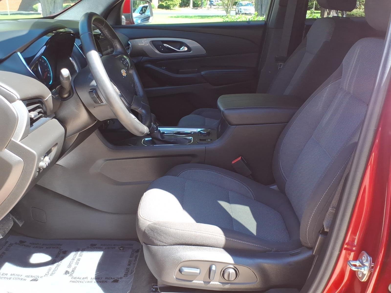 Used 2023 Radiant Red Tintcoat Chevrolet LT Cloth image 11