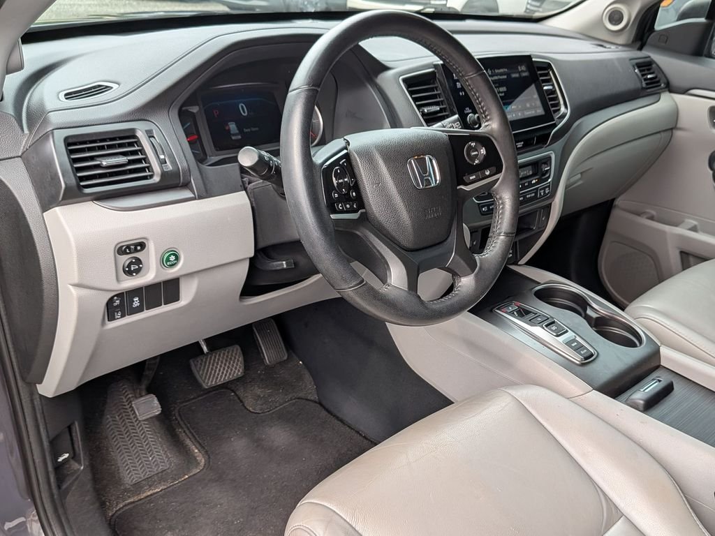Used 2021 Gray Honda EX-L image 27