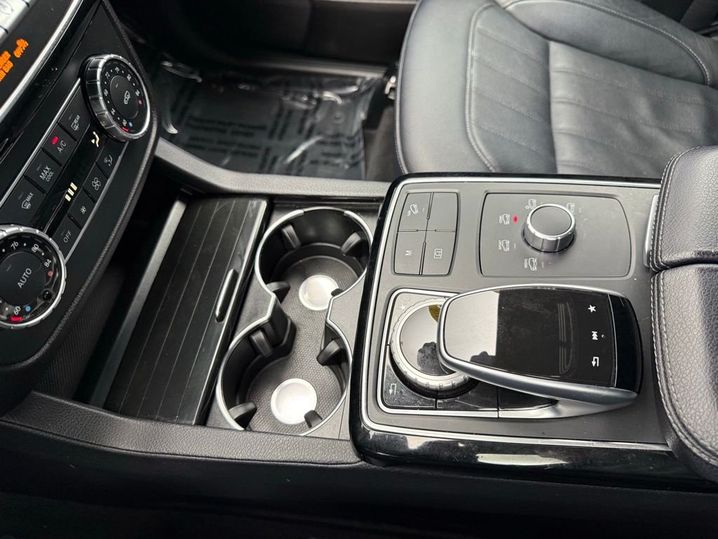 Used 2019 White Mercedes-Benz GLE 400 image 55
