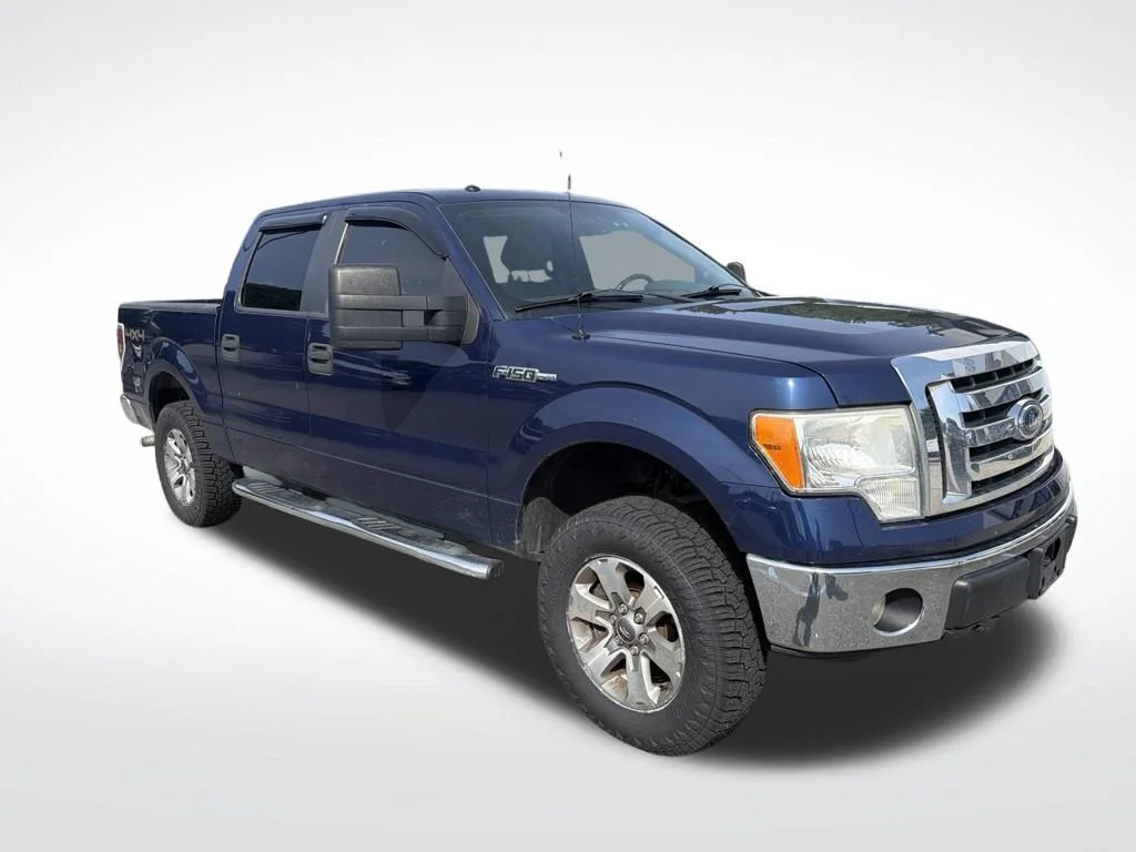 Used 2012 Blue Ford XLT image 6