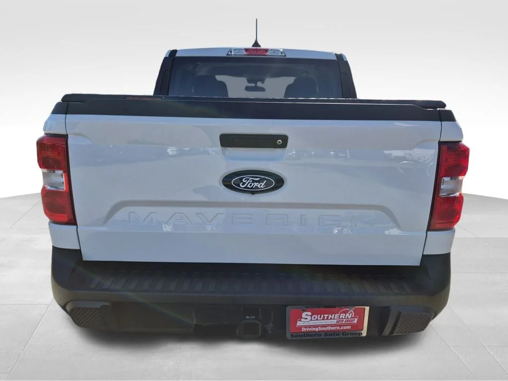 Used 2025 White Ford XLT image 5