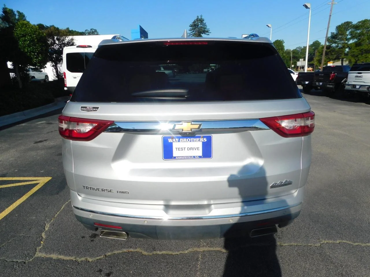 Used 2018 Silver Chevrolet AWD 4DR HIGH COUNTRY W/2L image 7