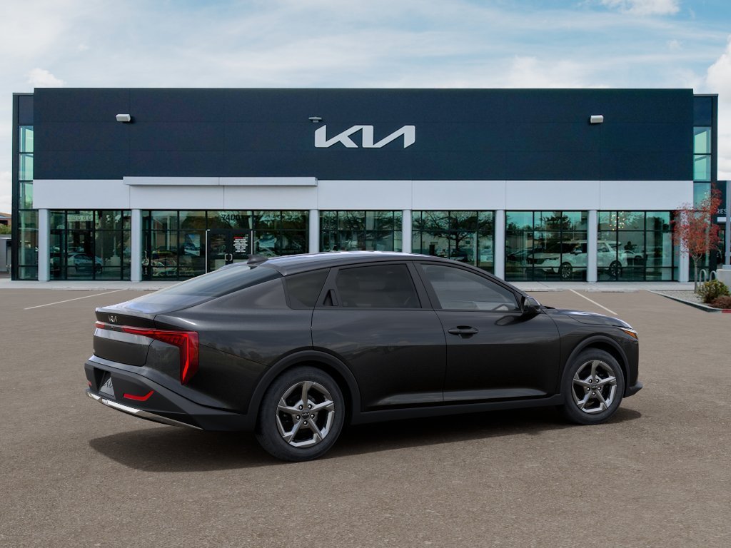 New 2027  Kia LXS image 6