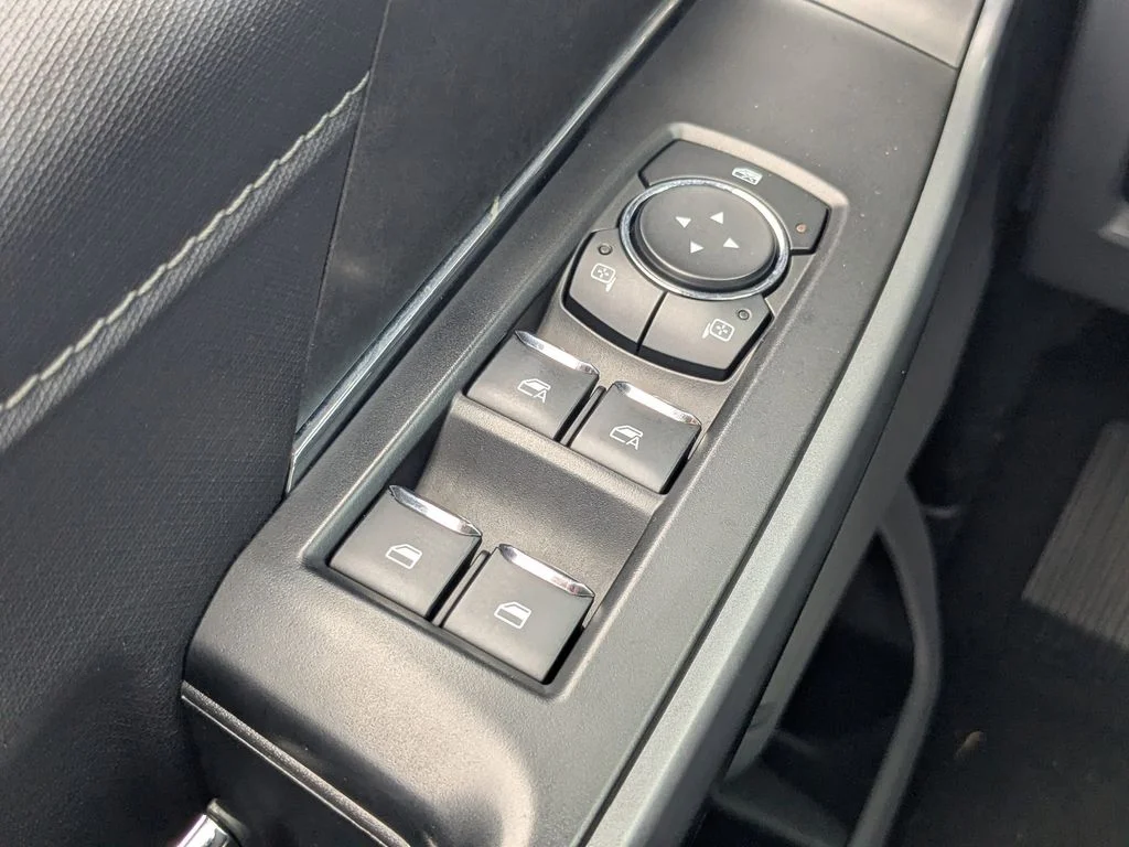 Used 2024 Gray Ford XLT image 24