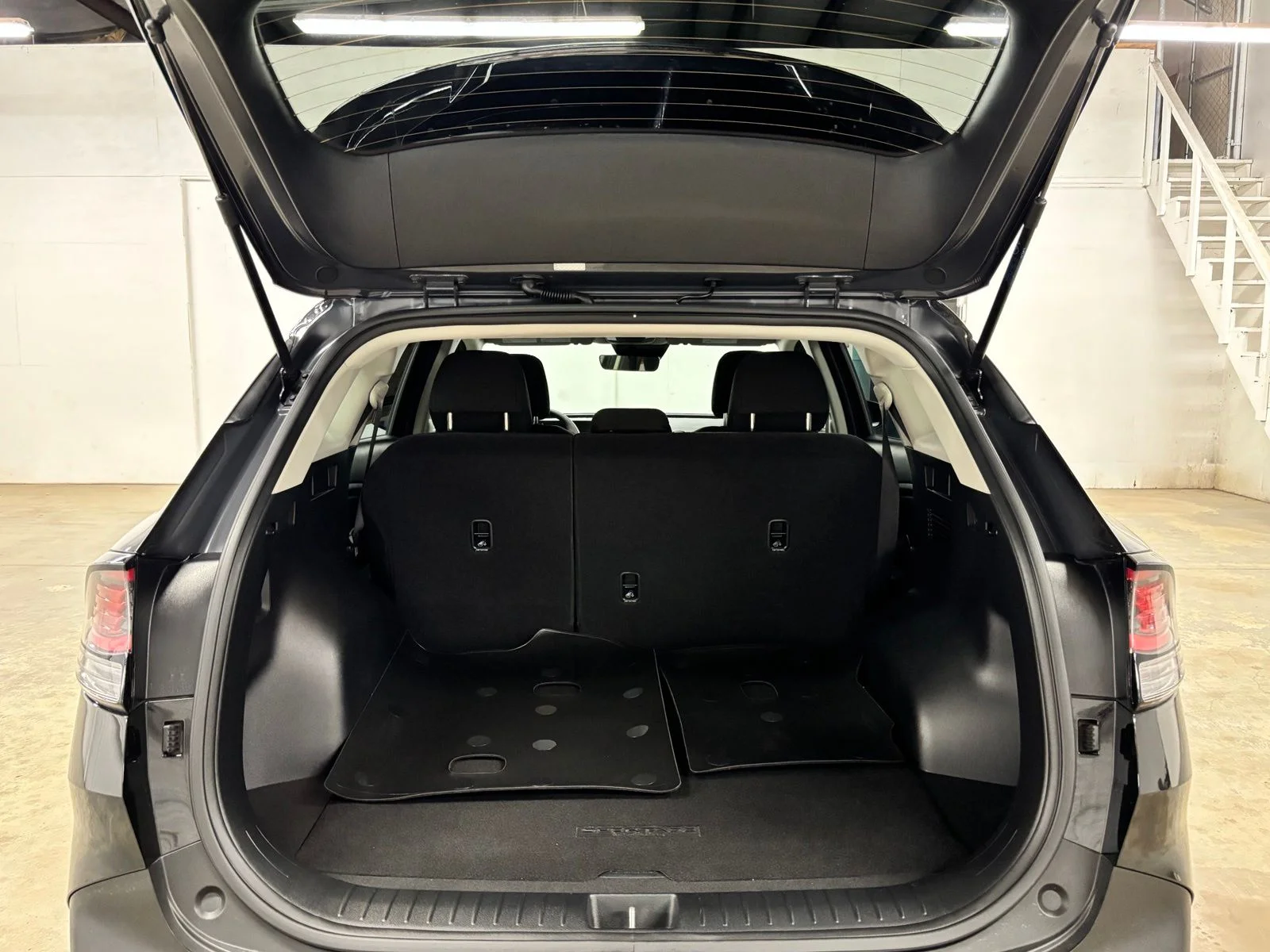 Used 2024 Black Kia LX image 24