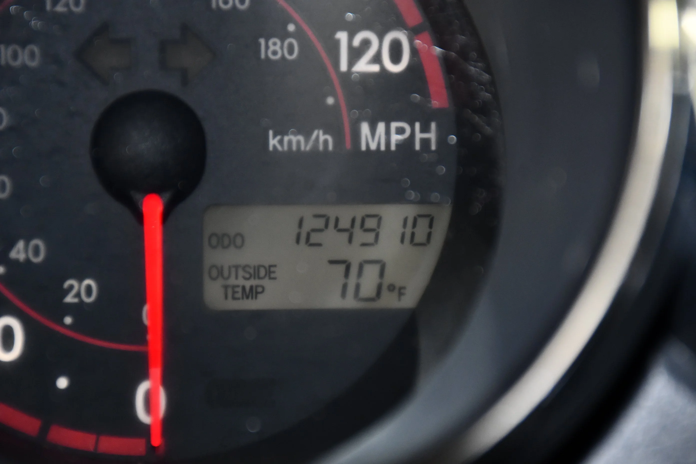 Used 2005 Abyss Black Pontiac Base image 17