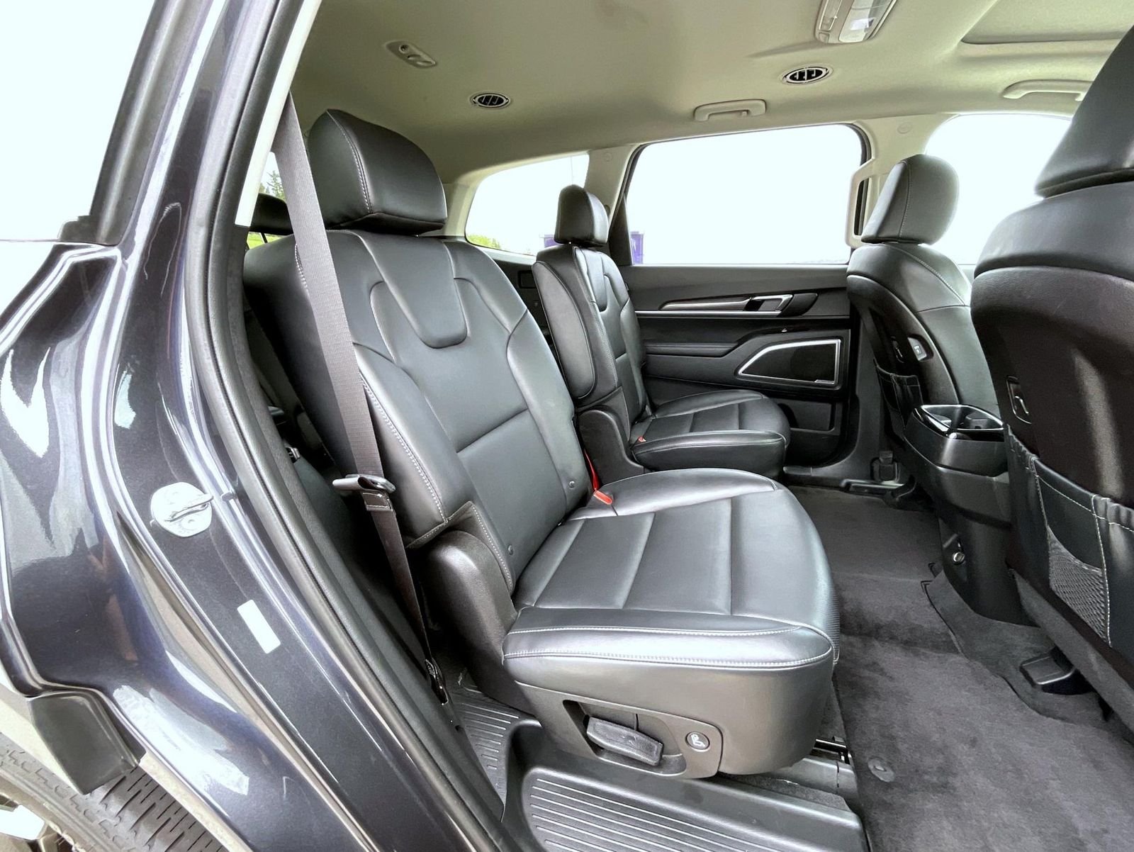 Used 2025 Gray Kia S image 19