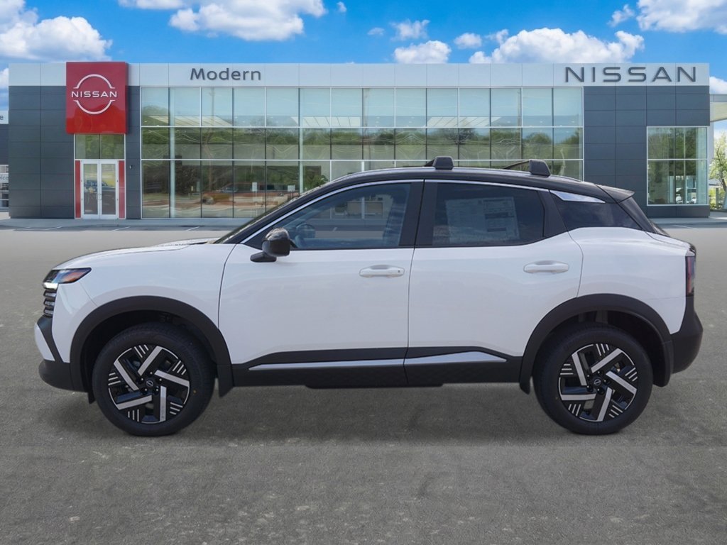 New 2026 Aspen White TriCoat / Super Black Two-tone Nissan SV image 2
