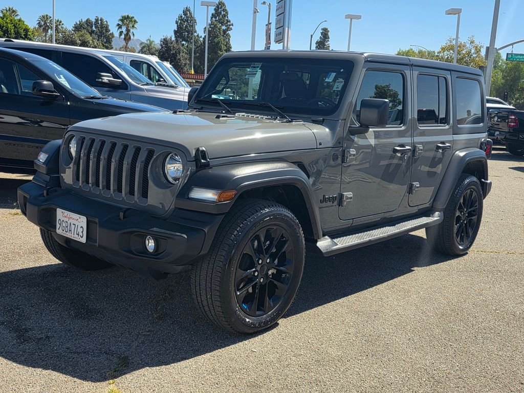 Used 2023 Gray Jeep Sport S image 10