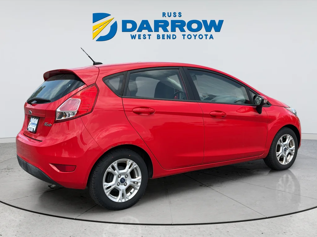Used 2014  Ford SE image 4