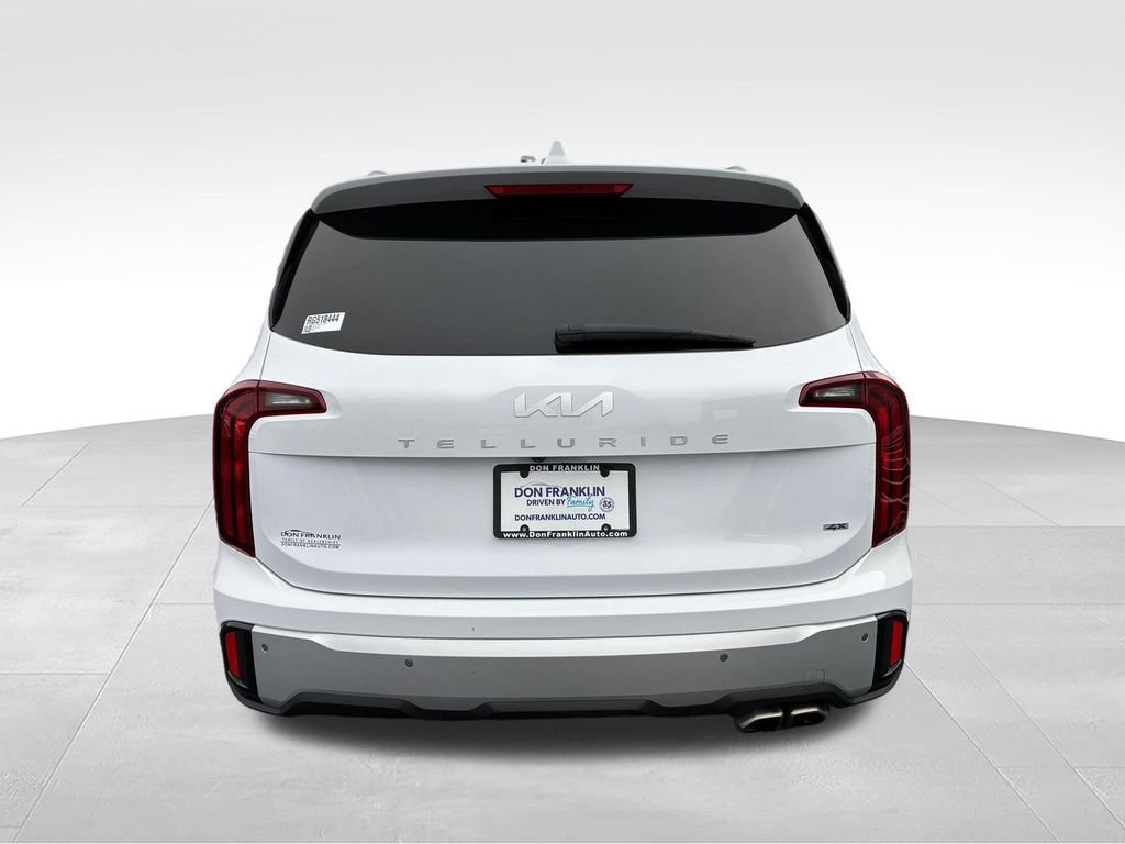 Certified Used 2024 White Kia S image 4