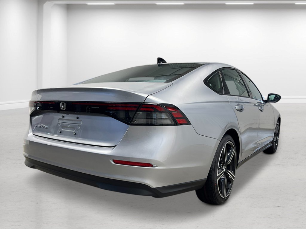 New 2026 Solar Silver Metallic Honda SE image 5
