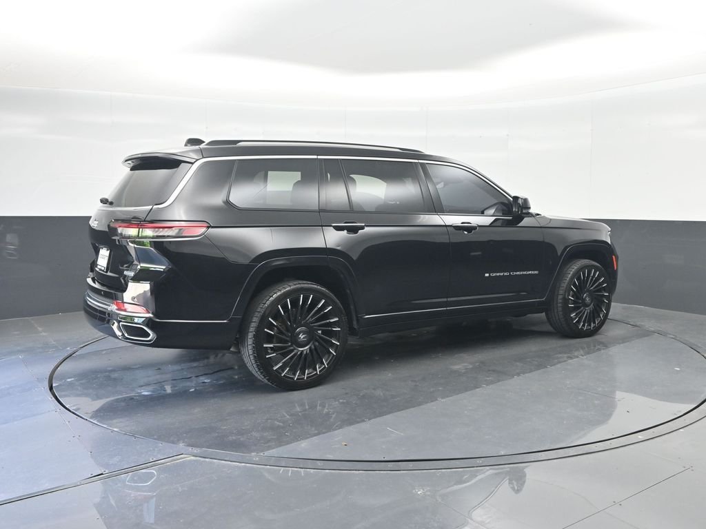 Used 2023 Black Jeep Overland image 15
