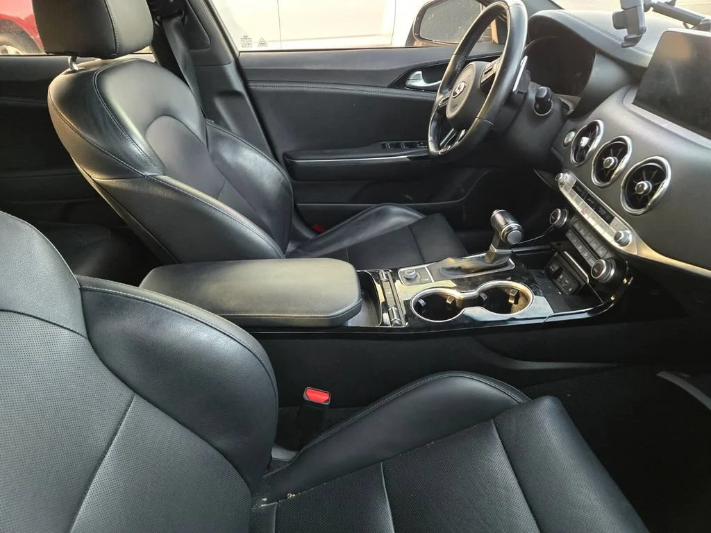 Used 2021 Snow White Pearl Kia GT-Line image 3