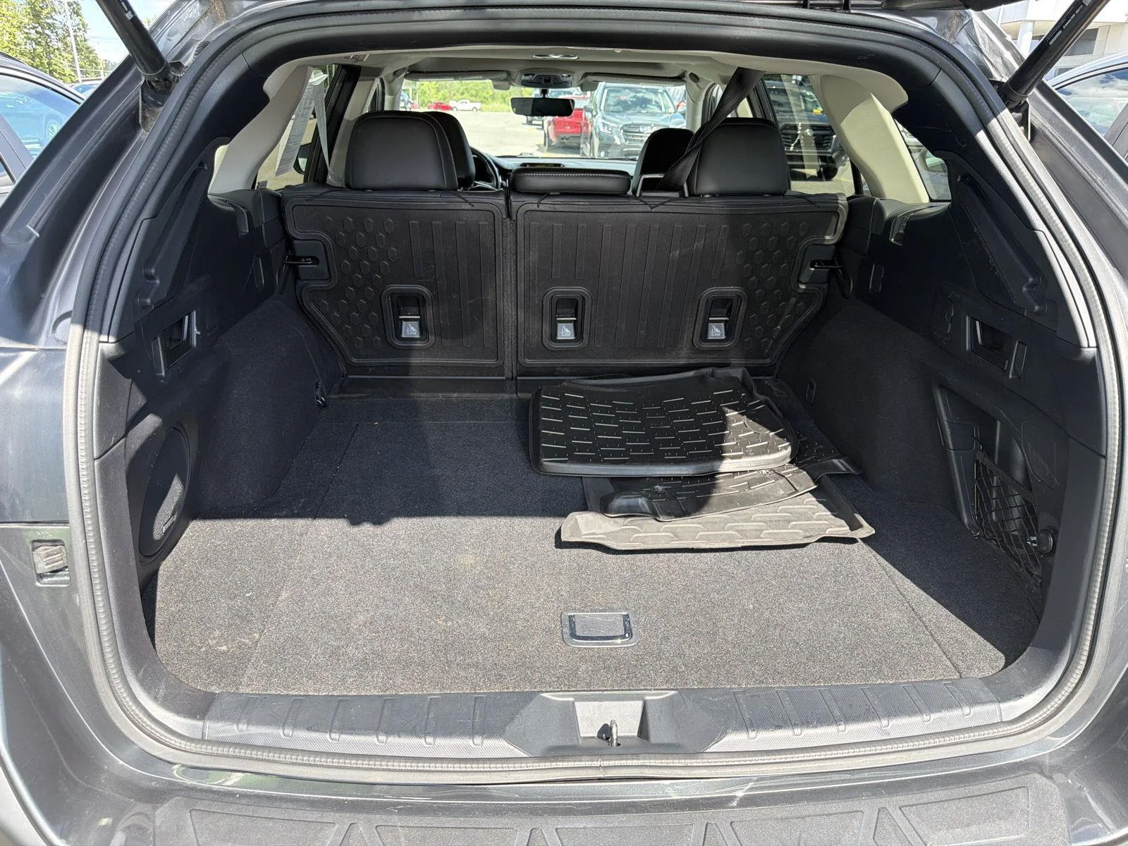 Used 2020 Magnetite Gray Metallic Subaru Limited image 19