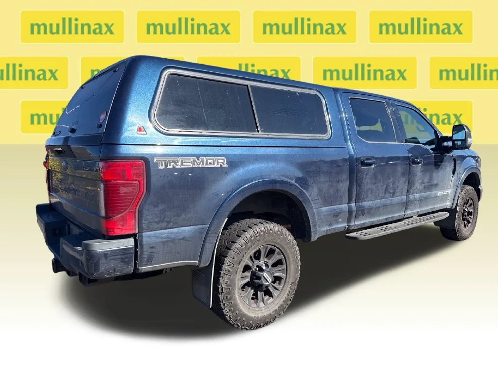 Used 2020 Blue Ford Lariat image 3